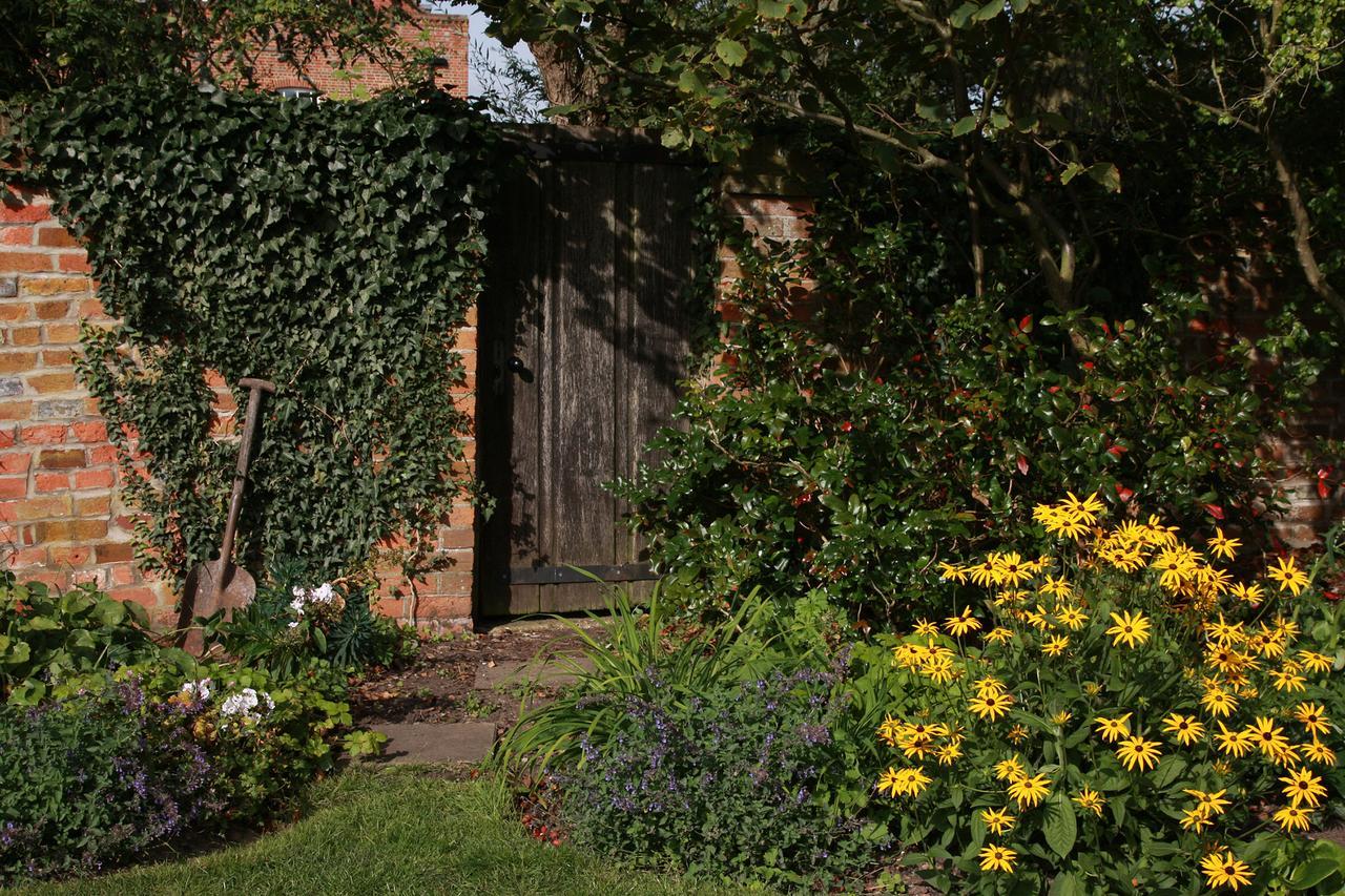 The Royal Oak, Yattendon Frilsham Exterior foto